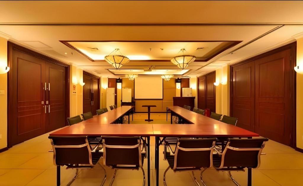 Hanting Hotel Shanghai Caohejing Yishan Road Exterior foto